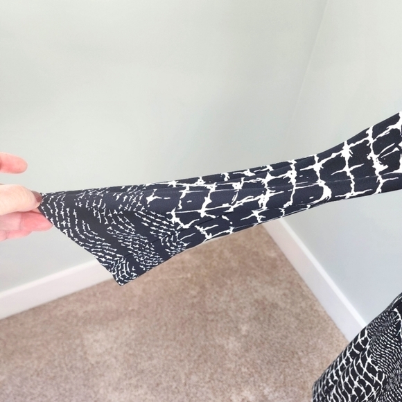 DONNA MORGAN WOMEN'S BLACK AND WHITE SHIFT DRESS SIZE 12 - Picture 4 of 8